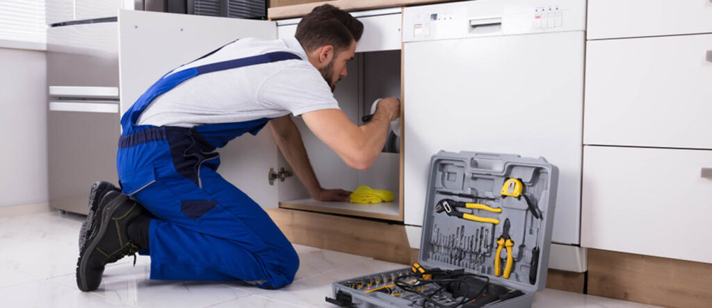 Maintenance-Companies-AD-Cover-AR10062021
